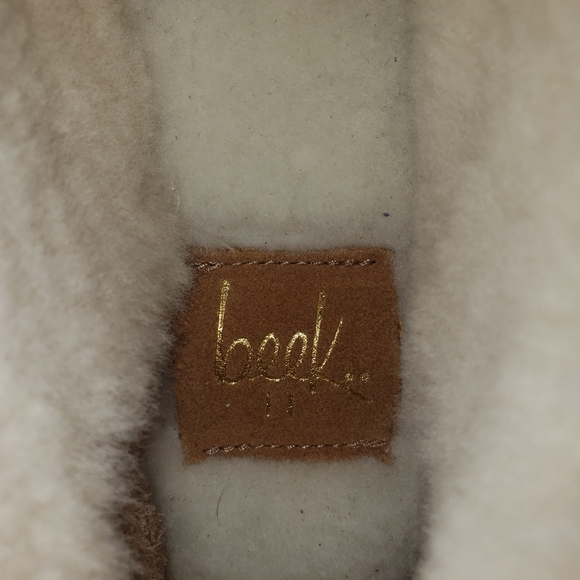 BEEK Penguin Genuine Shearling Bootie Sz11 - Picture 5 of 12